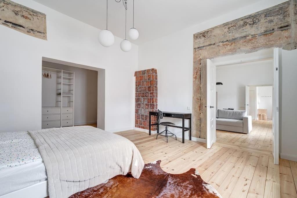 Spacious 2-Bedroom Flat In Old Town By Urban Rent VNO Buitenkant foto